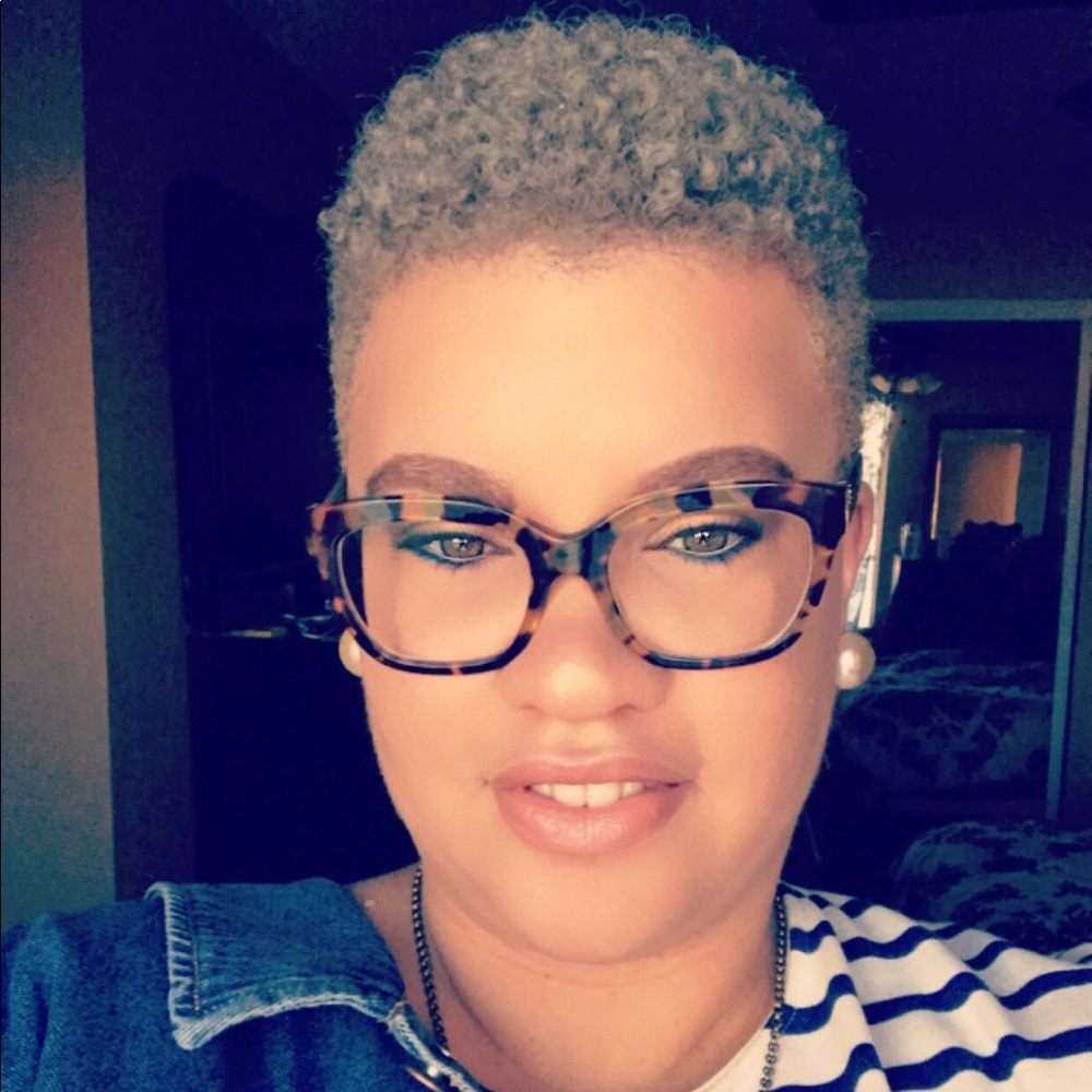 Meet your Posher, Chanelle